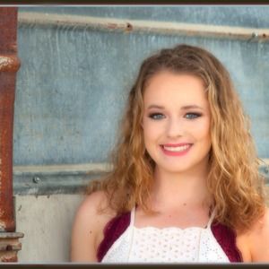 Meet your Posher, Stephani